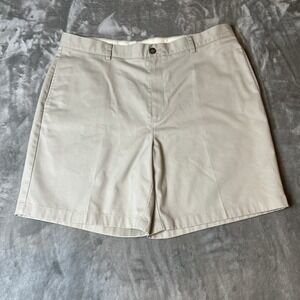 Men's LL Bean Wrinkle-Free Double L Chino Shorts, Natural Fit Khaki Size 38